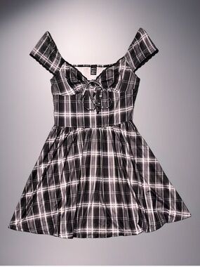 📓 SHEIN Black & White Plaid Babydoll Mini Dress~Women’s XS~Tie & Lace Detailing